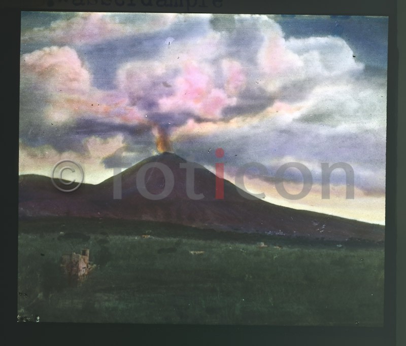 Vesuv. Wasserdämpfe ; Vesuvius. Water vapors - Foto foticon-simon-vulkanismus-359-021.jpg | foticon.de - Bilddatenbank für Motive aus Geschichte und Kultur
